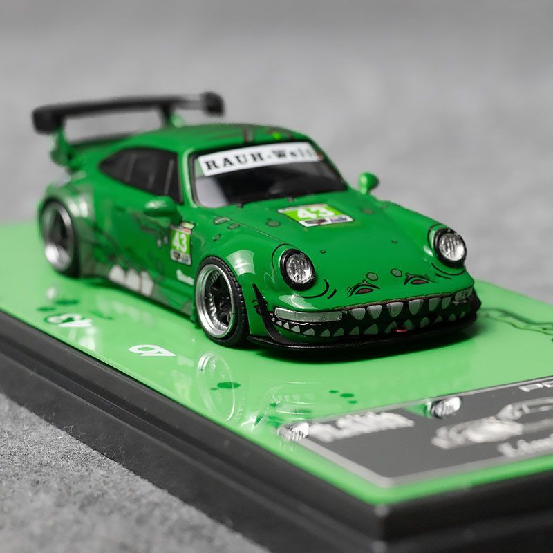 Flame 1:64 Porsche RWB 993 dinosaur