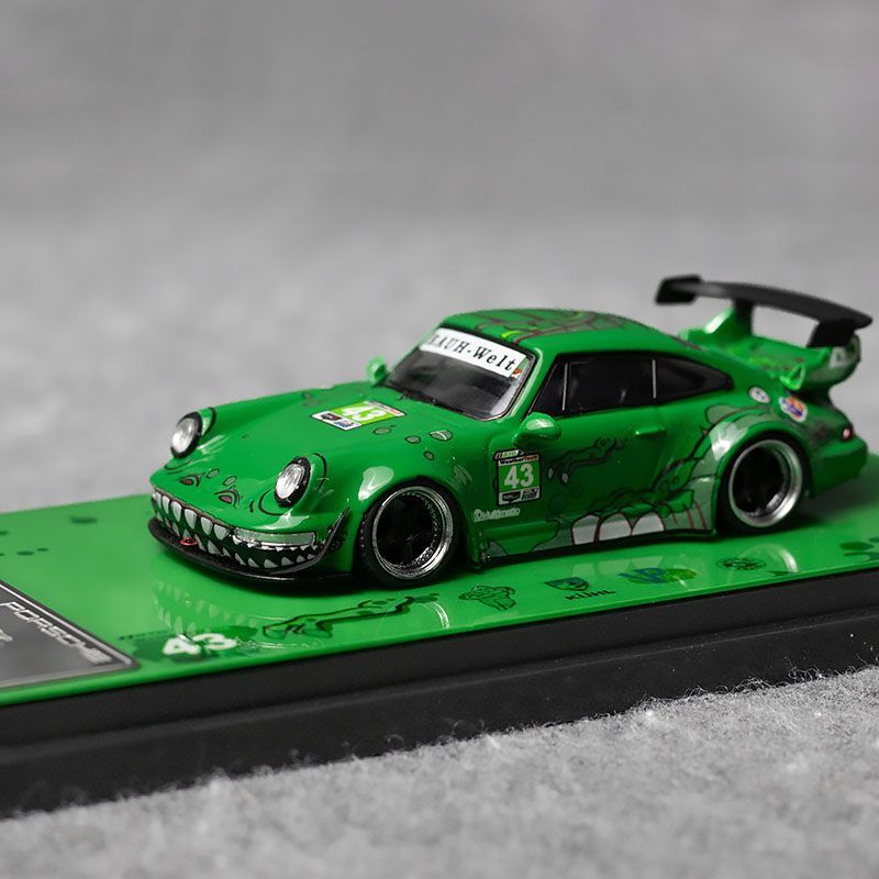Flame 1:64 Porsche RWB 993 dinosaur
