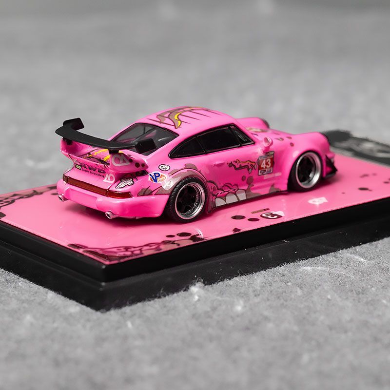 Flame 1:64 Porsche RWB 993 dinosaur