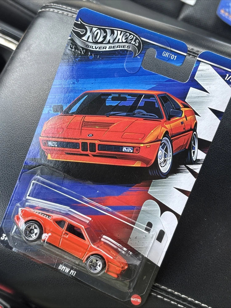 HW BMW M1 Silver Series 2025